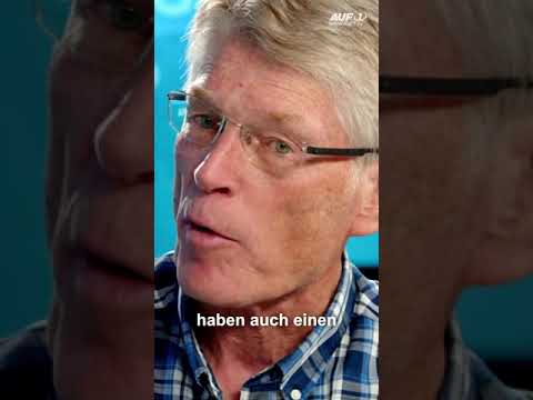 Ernst Wolff: „Daten und Geld regieren die Welt“ #shorts