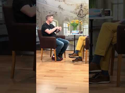Pascal Voggenhuber über Aurareading | MYSTICA.TV