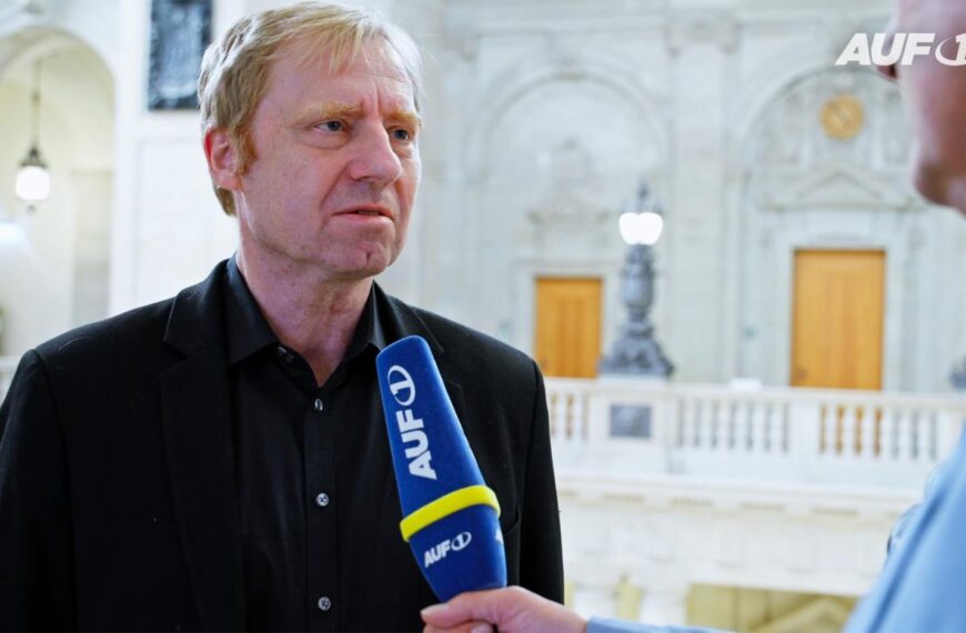 COMPACT-Verbotsprozess: Gefahr für die gesamte Opposition