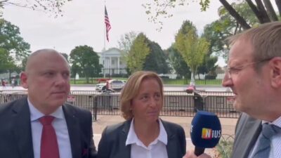Mehr über den Artikel erfahren Beatrix von Storch und Joachim Paul waren bei Trump zu Besuch
