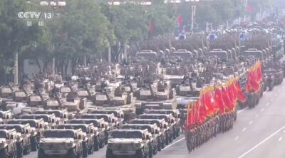 Mehr über den Artikel erfahren China: Spektakuläre Militärparade zum Jahrestages des Endes des Zweiten Weltkrieges