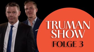 Mehr über den Artikel erfahren Das planetare Gefängnis | @tomregenauer und @FlaviovonWitzleben in der MANOVA Truman Show