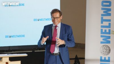 Mehr über den Artikel erfahren «Ohne Russland keinen Frieden in Europa»: Roger Köppel mit einer Schweizer Sicht auf die Welt