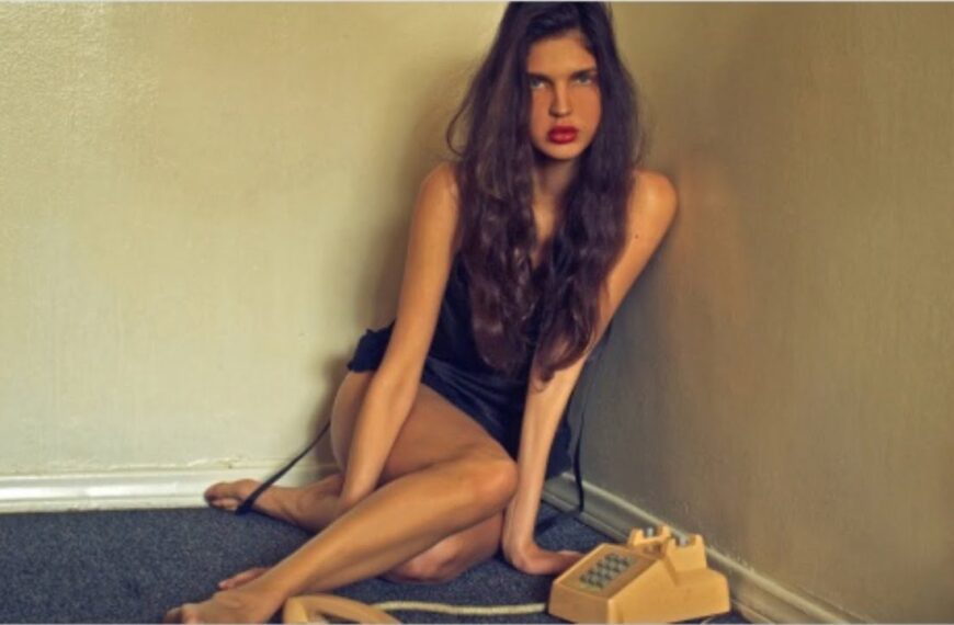 Oliver Janich: Hat die Ex von Leonardo DiCaprio Mädchen für Epstein besorgt? Mehr Rothschild-Verbindungen