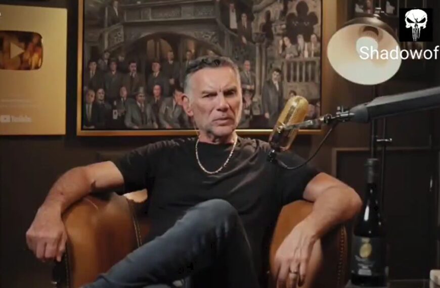 Inszenierung einer vorgetäuschte Alien-Invasion auf dem gesamten Planeten