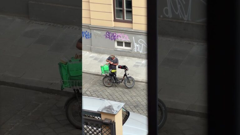 Mehr über den Artikel erfahren In München hat UberEats sogar jetzt Vorkoster. #news