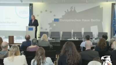 Mehr über den Artikel erfahren SPD-Chefin Bärbel Bas beschimpft das deutsche Volk als „grau-braune Einheitsgesellschaft“ und fordert weitere Massenzuwanderung!
