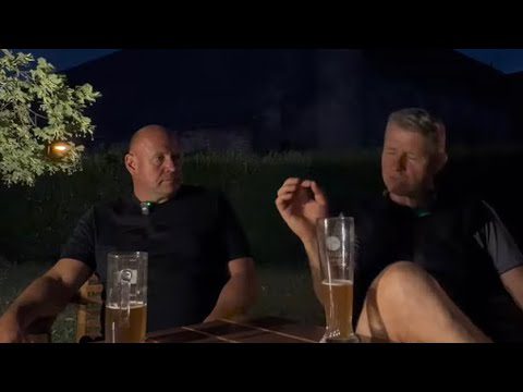 Mehr über den Artikel erfahren Klartext und 🍺, na dann mal los 🤣.Was es heißt AfD Poliker in Nds. zu sein! Der Wessi kann also auch!