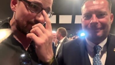 Mehr über den Artikel erfahren Wahnsinn!!! AfD holt 44 Prozent! Exklusive Einblicke von der Wahlparty!